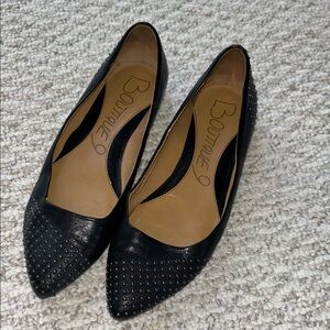 Boutique 9 Dorthy Leather Studded Flats Size 7.5